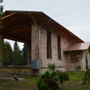 Historická oranžerie ve Smetanových sadech dostává novou podlahu, omítky a okna